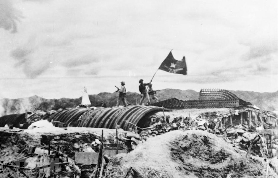Trưng bày 300 tài liệu, hình ảnh phản ánh lịch sử tỉnh Điên Biên - Ảnh 1. Trưng bày 300 tài liệu, hình ảnh phản ánh lịch sử tỉnh Điên Biên - Ảnh 1.