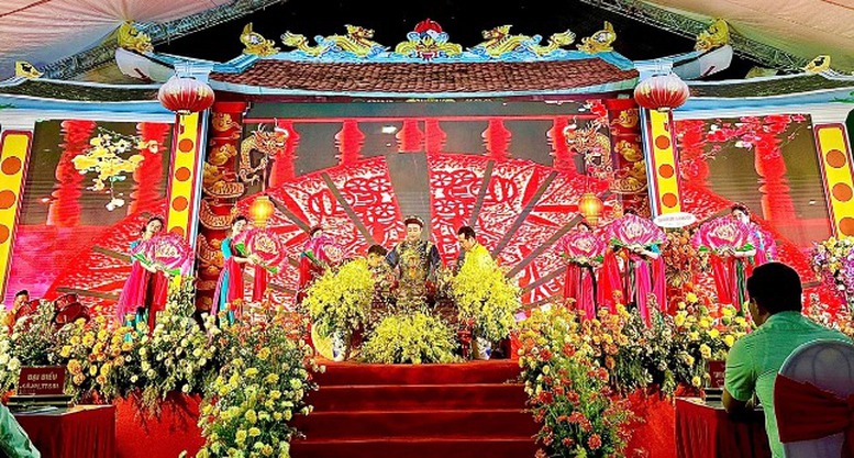 Cục Di sản văn hóa chấn chỉnh Bắc Ninh hoạt động hầu đồng không đúng quy định- Ảnh 1. Cục Di sản văn hóa chấn chỉnh Bắc Ninh hoạt động hầu đồng không đúng quy định- Ảnh 1.